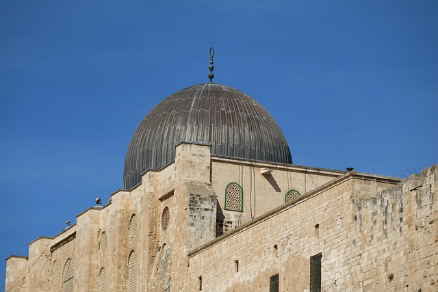 Jerusalén – Un viaje místico por los senderos de la historia sagrada 🕍