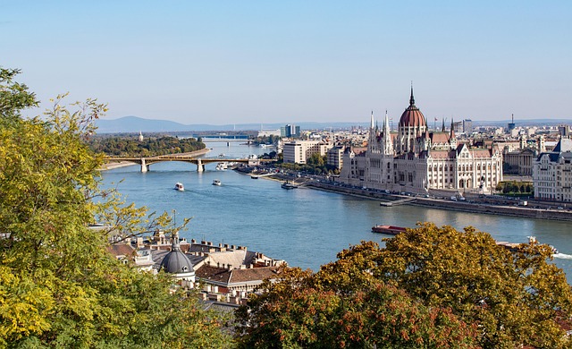 Budapest – Thermal Bliss and Danube’s Enchanting Waters: A Hungarian Odyssey 🌊