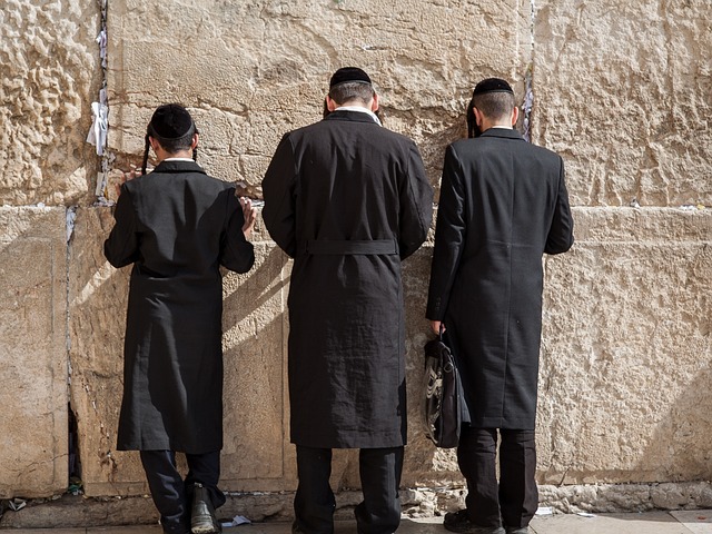 Jerusalem – A Journey Through Sacred Stones and Timeless Spiritual Echoes 🕍